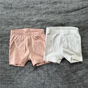 Toddler girl shorts bundle, 12-18m